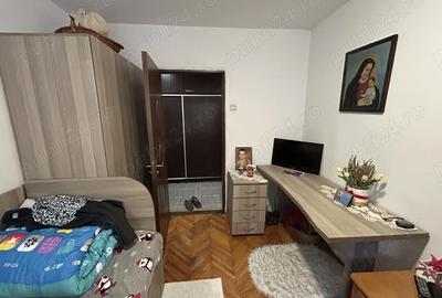 Apartament cu 4 camere decomandat în Micălaca - 9