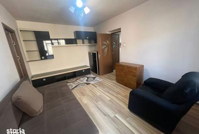 Apartament cu 2 camere semidecomandat în Calea București