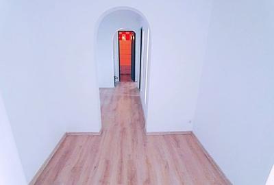 APARTAMENT 3 CAMERE RENOVAT, FINISAT, LIBER PENTRU MUTAT - 1