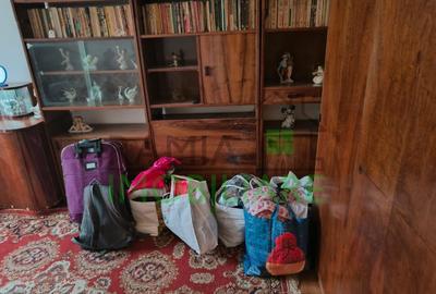 Apartament 2 camere decomandat, etaj 2/2, pod si 2 boxe – Tractorul - 3