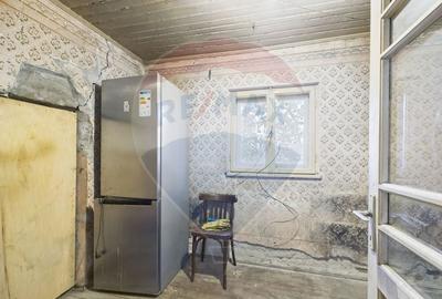 De vanzare | Casa batraneasca + teren in com. Comana, Jud. Girgiu - 10