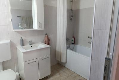 Casă cu 3 camere cu Teren 687 Mp în Teiu - 3