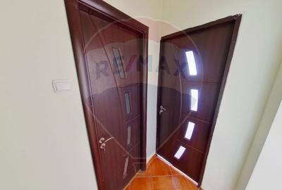 Apartament cu 2 camere de vanzare pe str. Traian - 4
