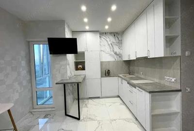 Garsonieră decomandată în 1 Mai - 3