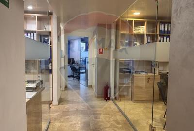 Spatiu de birouri parter 55 mp,  zona premium - 1