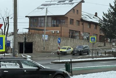 Spațiu comercial, de 1,400 mp, în Central - 7