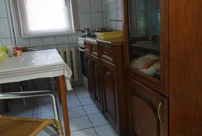 Garsonieră decomandată în Central - 2