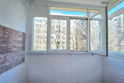 Apartament cu 3 camere semidecomandat în Costin Georgian - 16