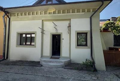 Casa ultracentrala de inchiriat 750 125mp ideala de familie & birou - 1