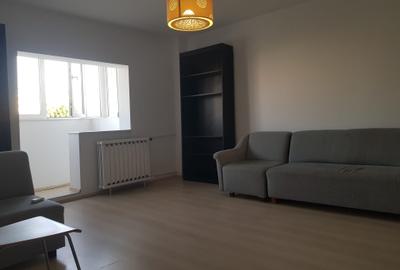 Inchiriere apartament de 2 camere decomandate, etaj 3, 480 euro, 13 septembrie