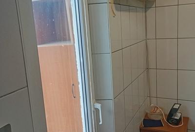 Garsonieră decomandată în 13 Septembrie - 12