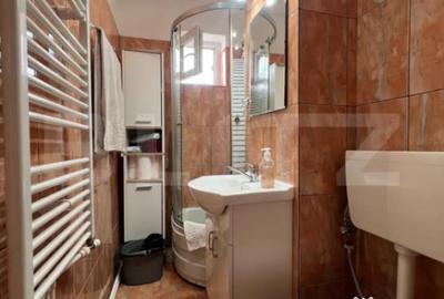 Apartament cu 2 camere semidecomandat, mobilat în Turda