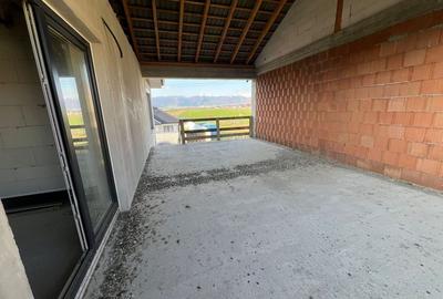 Casă cu 4 camere în Cristian - 4