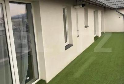 Apartament cu 3 camere decomandat în Central - 1