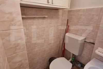 Apartament de 3 camere, 68 mp, zona Rovine - 2