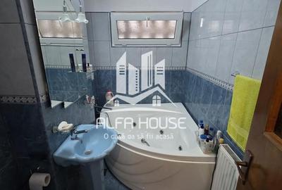 Apartament cu 3 camere semidecomandat în Micro II - 16