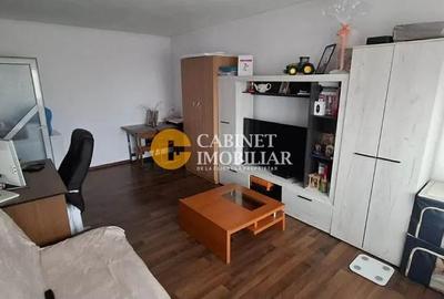 Apartament cu 2 camere, mobilat în Nicolina