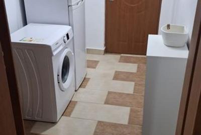 Apartament cu 3 camere semidecomandat, mobilat în Spitalul Județean - 5
