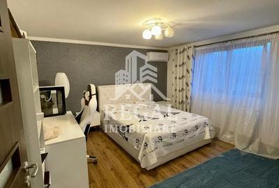 Casă cu 4 camere cu Teren 3700 Mp în Peștișu Mare - 9