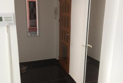 Apartament cu 2 camere nedecomandat în Independenței - 4