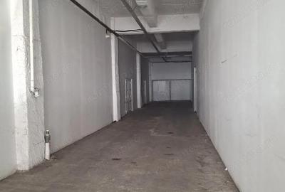 Spațiu comercial, de 183 mp, în Titan - 2