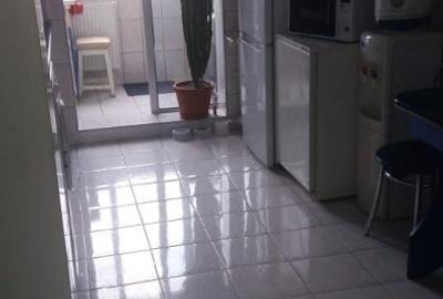 Apartament cu 3 camere decomandat, mobilat în Rahova - 1