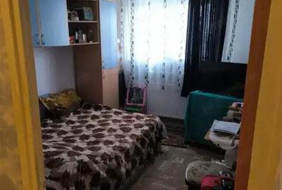 Apartament cu 3 camere semidecomandat în Dristor - 4