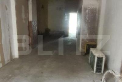 Spatiu comercial cu vad pietonal mediu, 195 mp Spatiu comercial cu vad pietonal mediu, 195 mp - 4