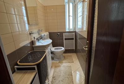 Apartament cu 3 camere decomandat în Exterior Vest - 1