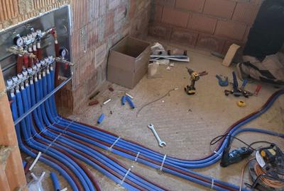 Casă cu 4 camere în Central - 2