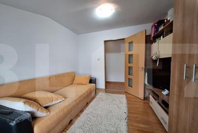 Apartament de vanzare, cu 2 camere decomandat, mobilat, zona - 2