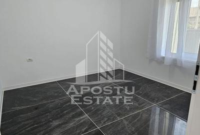 Casă cu 4 camere cu Teren 300 Mp în Central - 3