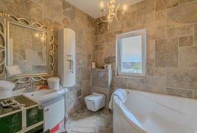 Locuinta construită pentru a fi locuită, nu doar admirată, complet mobilata - 50