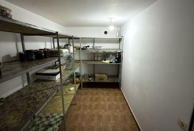 Casă cu 4 camere cu Teren 1500 Mp în Curtești - 2