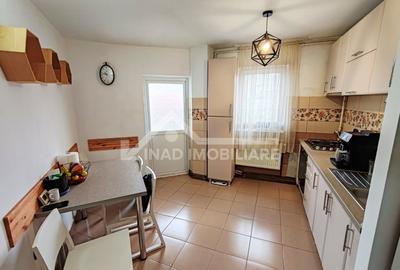 Apartament cu 2 camere, 2 balcoane, 1 boxa, Marasti Strada Lacul Rosu - 11