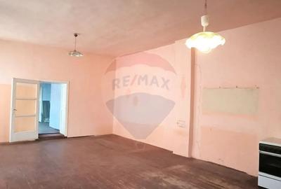 Casă cu 4 camere cu Teren 317 Mp în Dumbrăveni - 15