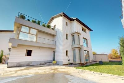 Casă individuală cu 7 camere cu Canalizare în Pipera