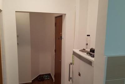 Garsonieră decomandată în Barbu Văcărescu - 2