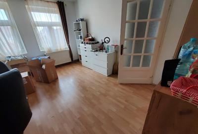 Inchiriez casa pentru muncitori zona Aradul Nou - ID : RH-41785 - 4