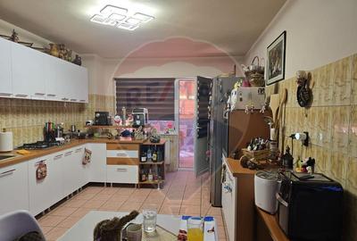 Casa / Vila cu 4 camere de vanzare - 9