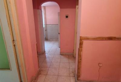 Apartament cu 2 camere în Rovinari - 1