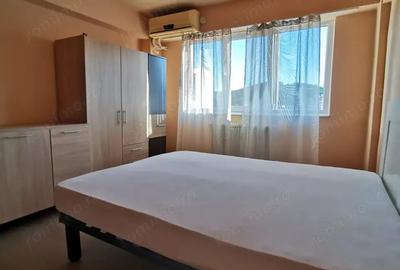 Inchiriez apartament 3 camere Micro 4 - 15