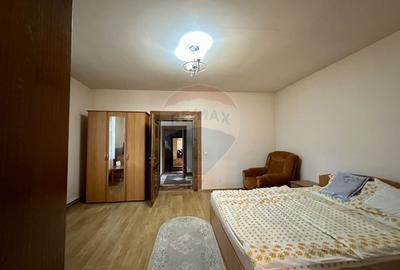 Casa  cu 5 camere de vanzare in Apos - 10