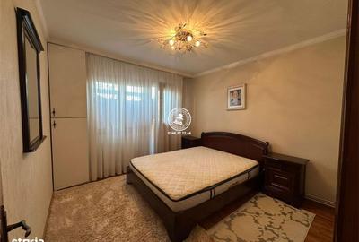 Apartament cu 3 camere decomandat în Podu Roș - 2