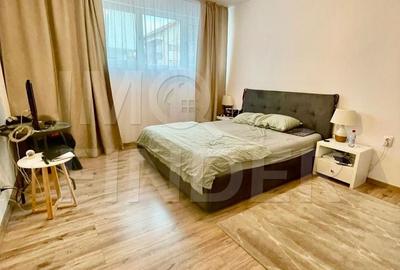 Apartament cu 3 camere semidecomandat, mobilat în Bună Ziua - 8