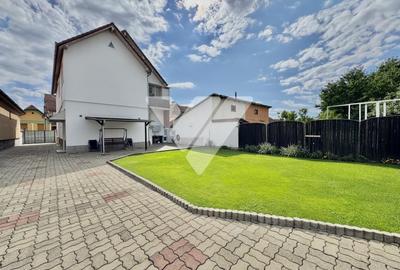 Apartament la casa - 4 camere + demisol util + curte si garaj Sibiu - 5