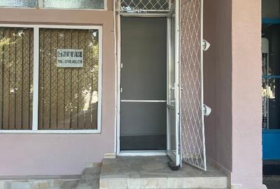 Spațiu comercial, de 72 mp, în Central - 12