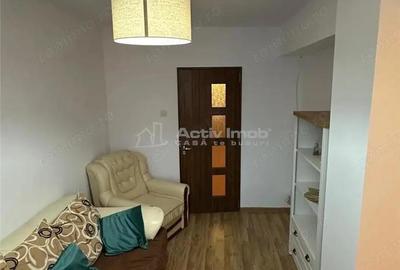 Apartament cu 3 camere decomandat în Central - 18