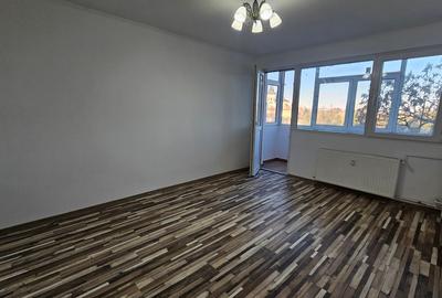 Vand apartament 2 camere renovat Eroii Revolutiei/ Cutitul de Argint - 4