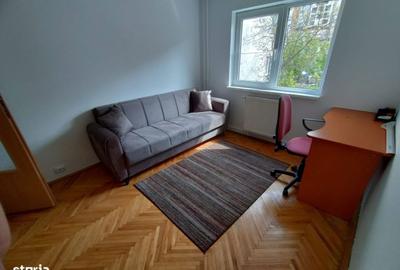 Apartament cu 4 camere decomandat în Central - 8